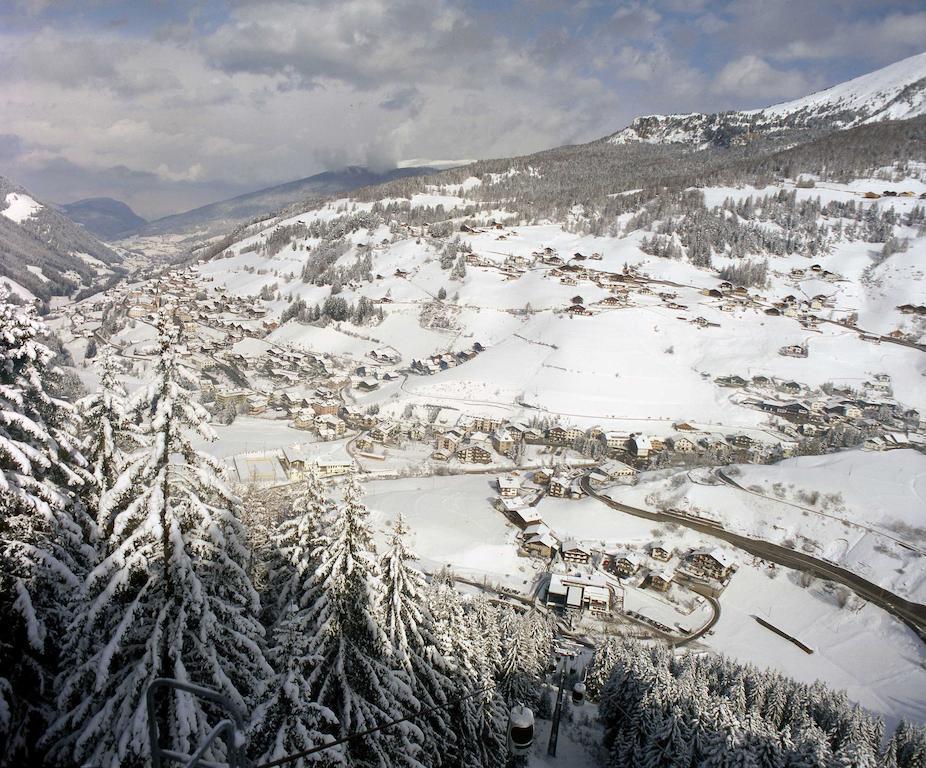 Garni Le Chalet Santa Cristina Val Gardena Exterior foto